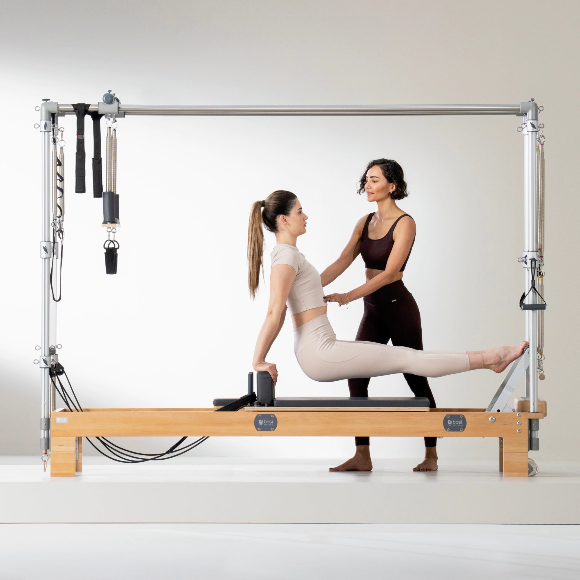 Basi Systems Pilates Reformer (sangles en néoprène avec accessoires non Basi Systems Pilates Reformer (sangles en néoprène avec accessoires non