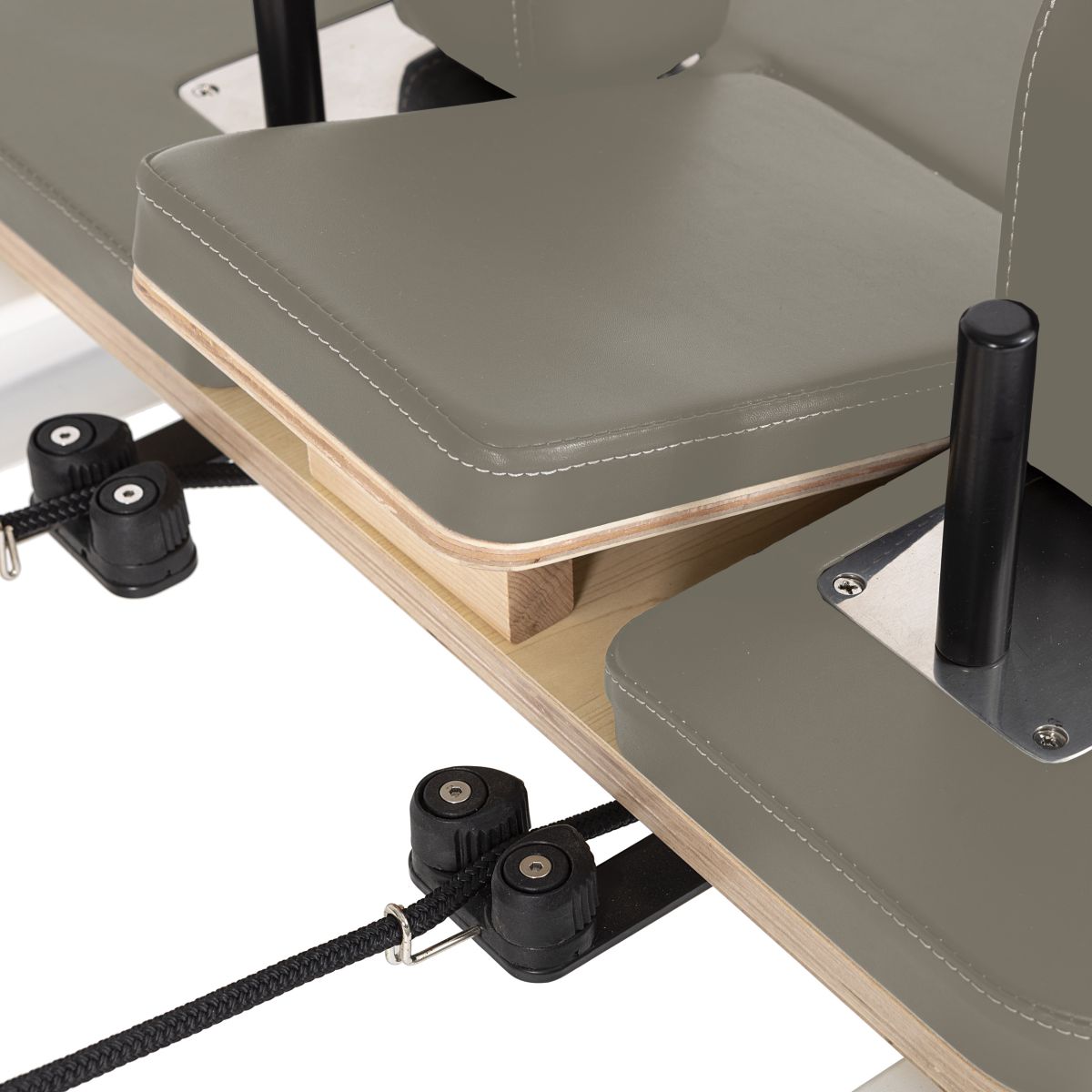 Elina Pilates Nubium Reformer__Mocha